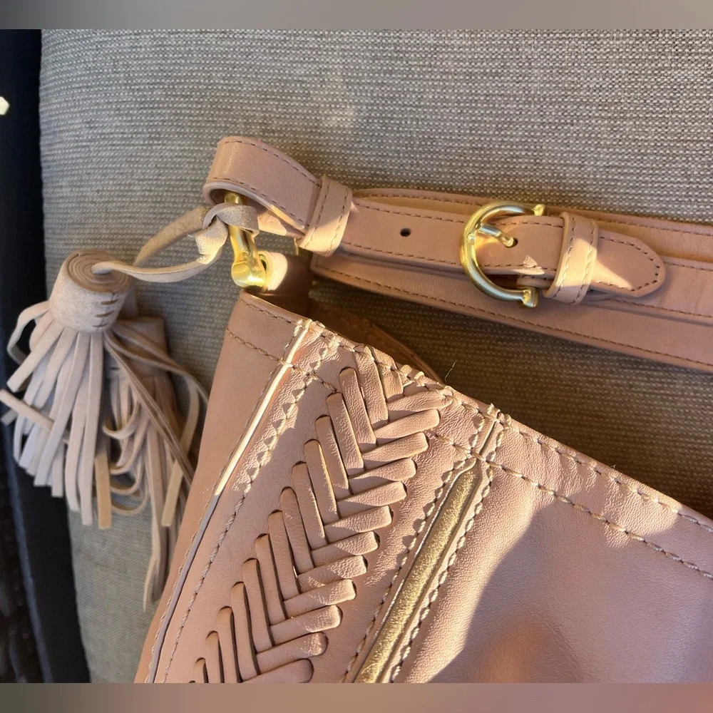 EUC Brahmin Southcoast Eva Hobo Knoxville Whipstitch Tassel Shoulder Bag